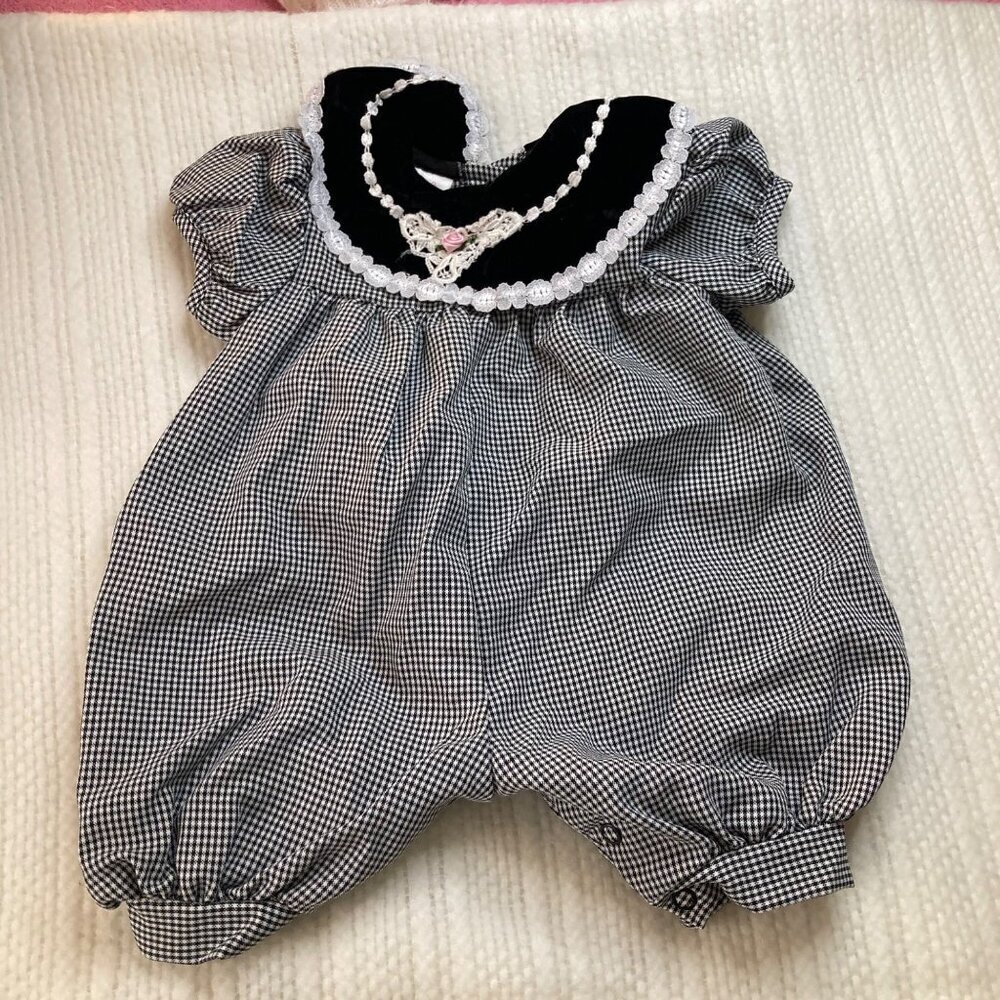 Infants Vintage‎ Rose Cottage Gingham Romper Velvet Lace Black White 0 - 3mos